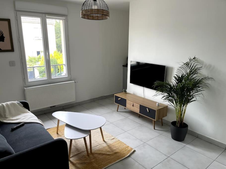 Espace Prive 35 M2 A 15 Min De Paris * Groslay